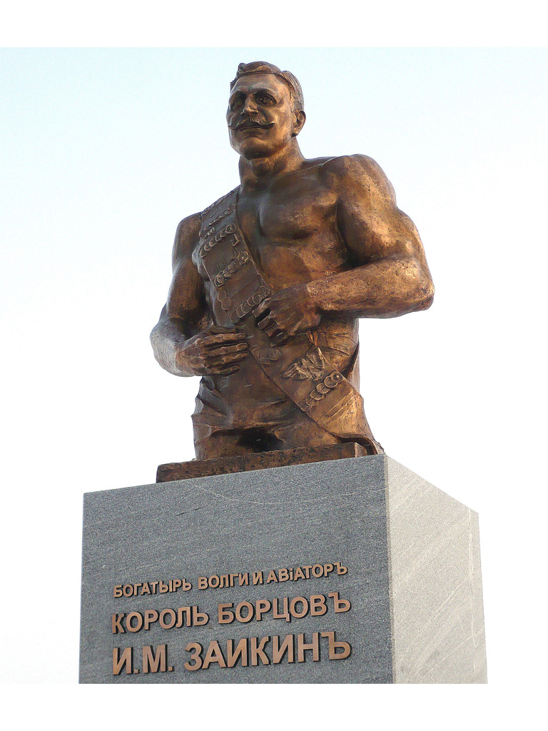 Памятник_Заикину_в_Сеченово.jpg