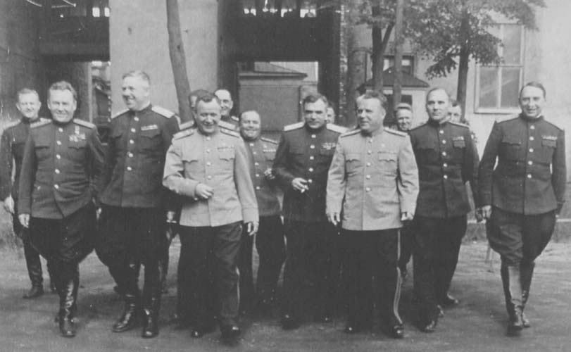 Александр Новиков