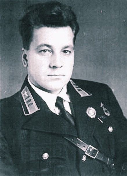 летчик Анатолий Ляпидевский