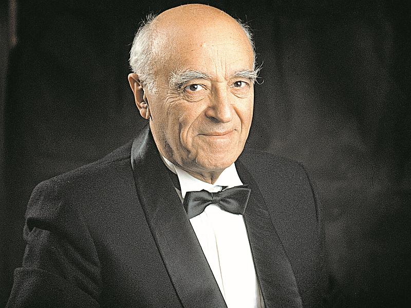 Владимир Этуш