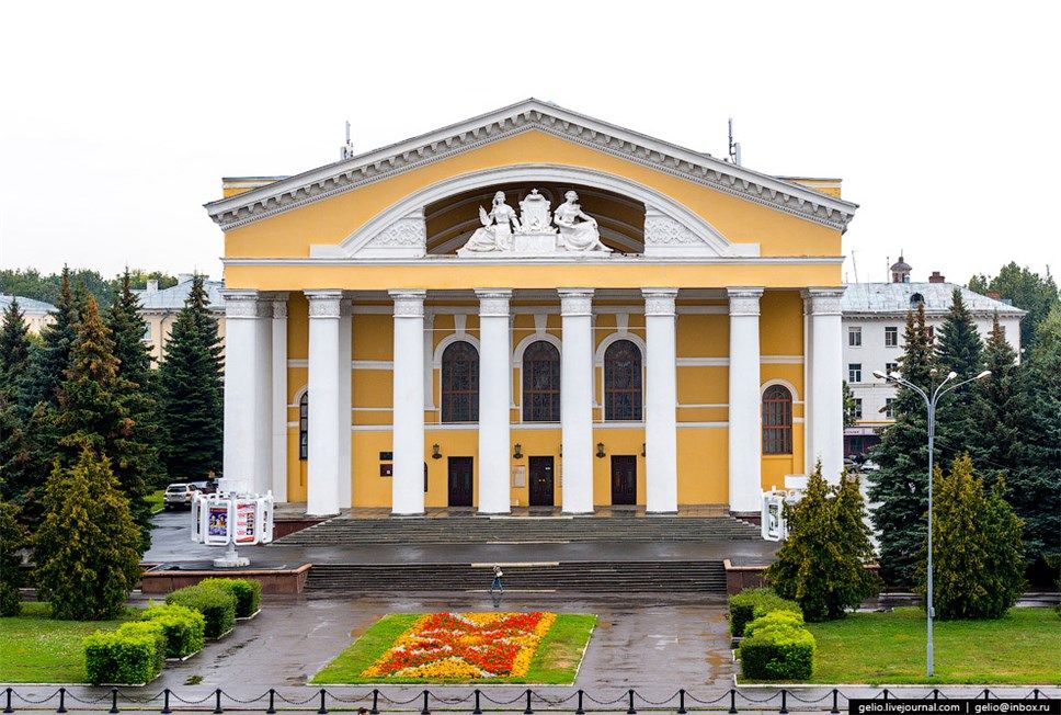 Театр им. Шкетана