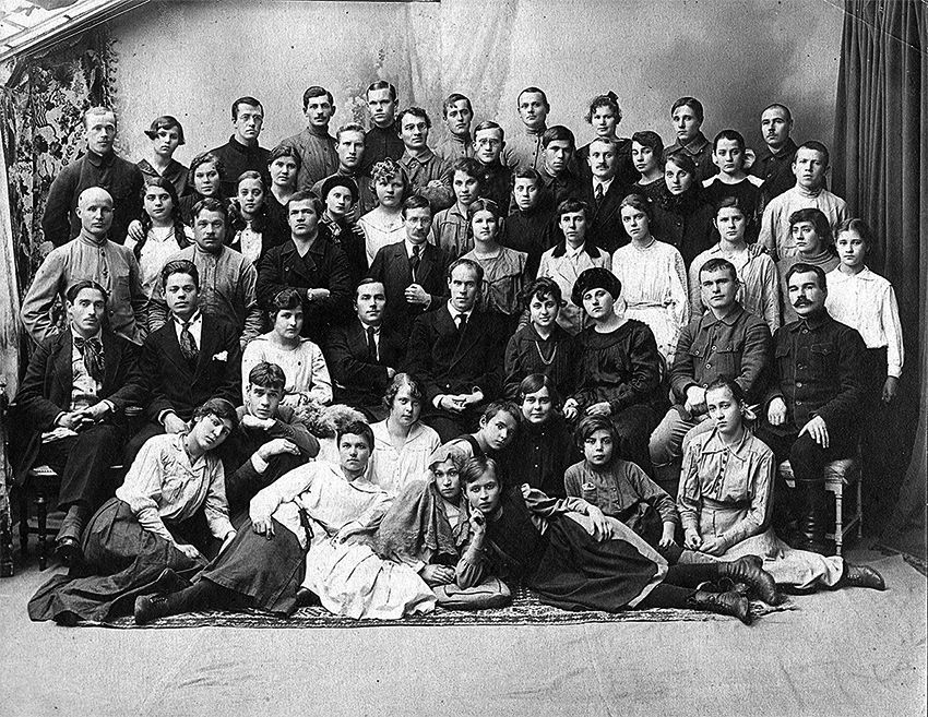 Актерский быт. Век XIX