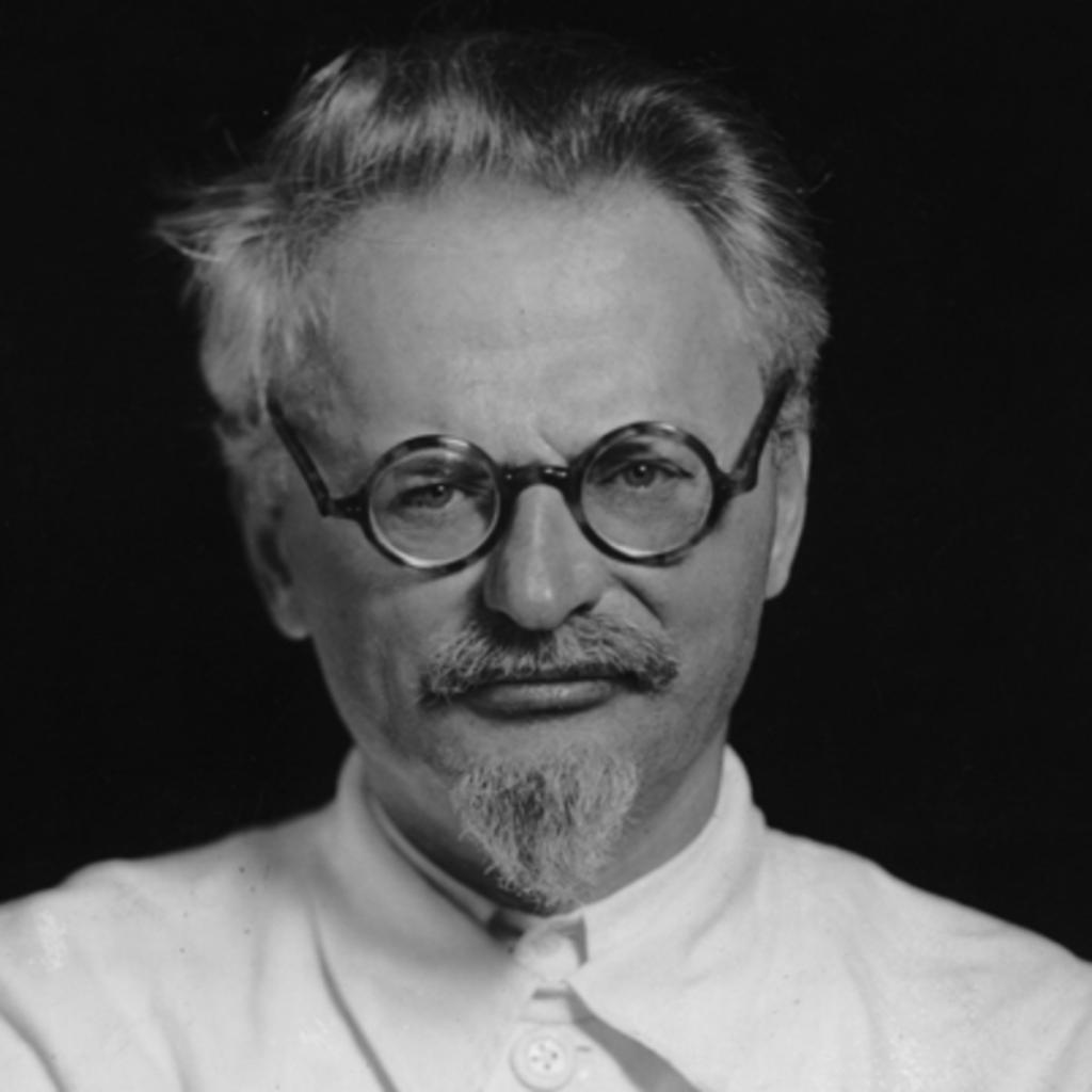 Лев Троцкий