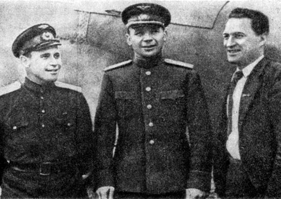 kokkinaki1_550.jpg