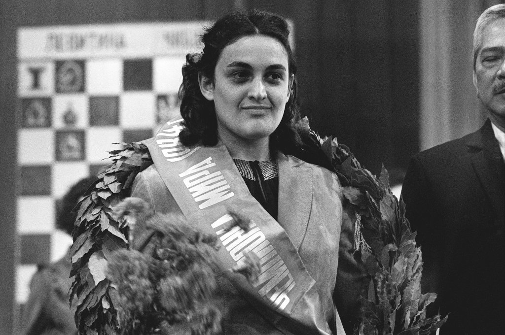 Майя Чибурданидзе Майя Чибурданидзе