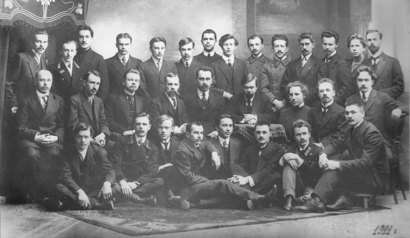 Петр Лазарев