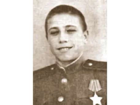 Лёня Кузубов